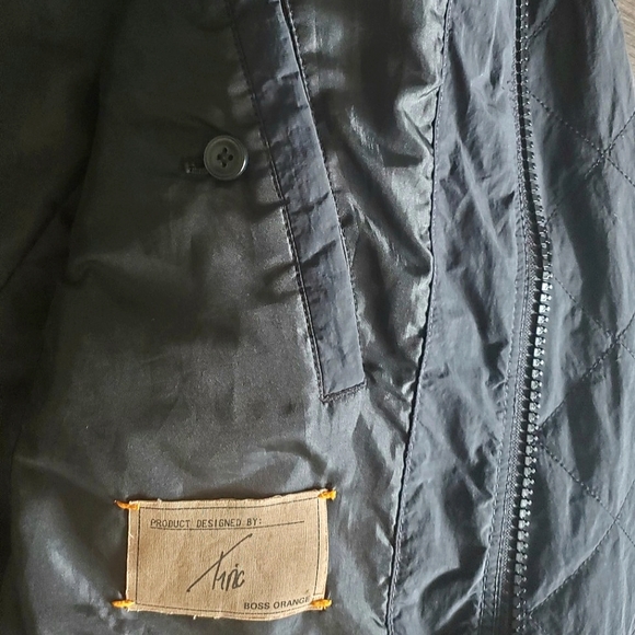 ๐ HOST PICK ๐ Hugo Boss Orange Men's Quilted Biker Jacket - Picture 9 of 14